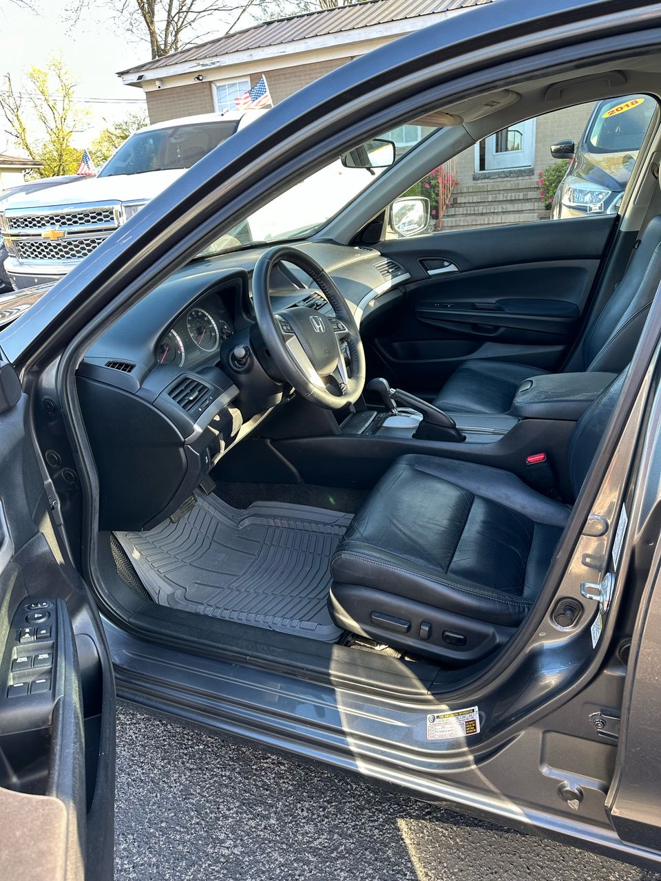 
								Honda Accord SE Sedan Gray 2011 full									