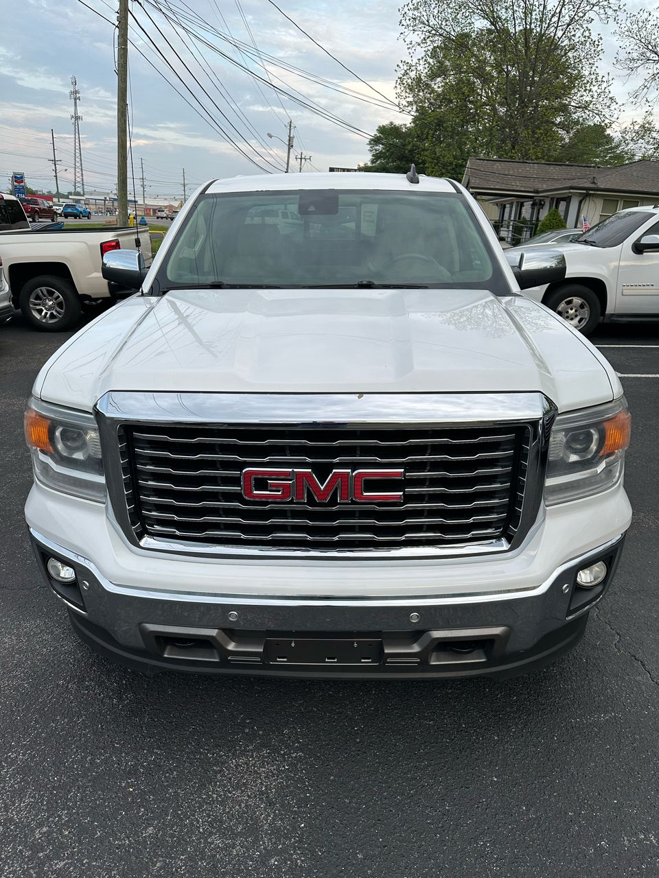 
								GMC Sierra 1500 SLT full									
