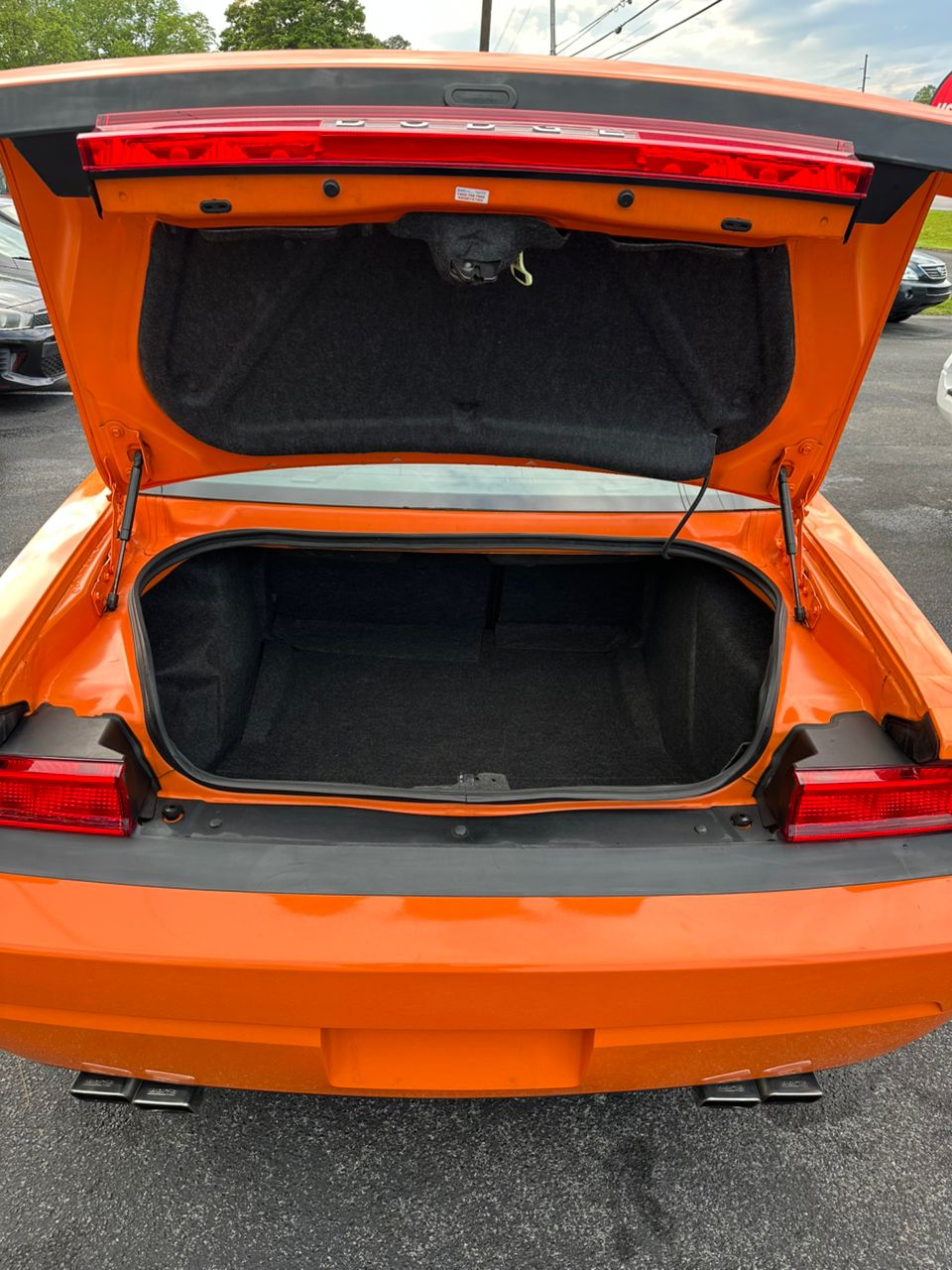 
								Dodge Challenger Orange 2012 full									