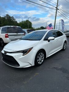 Toyota Corolla LE White 2020