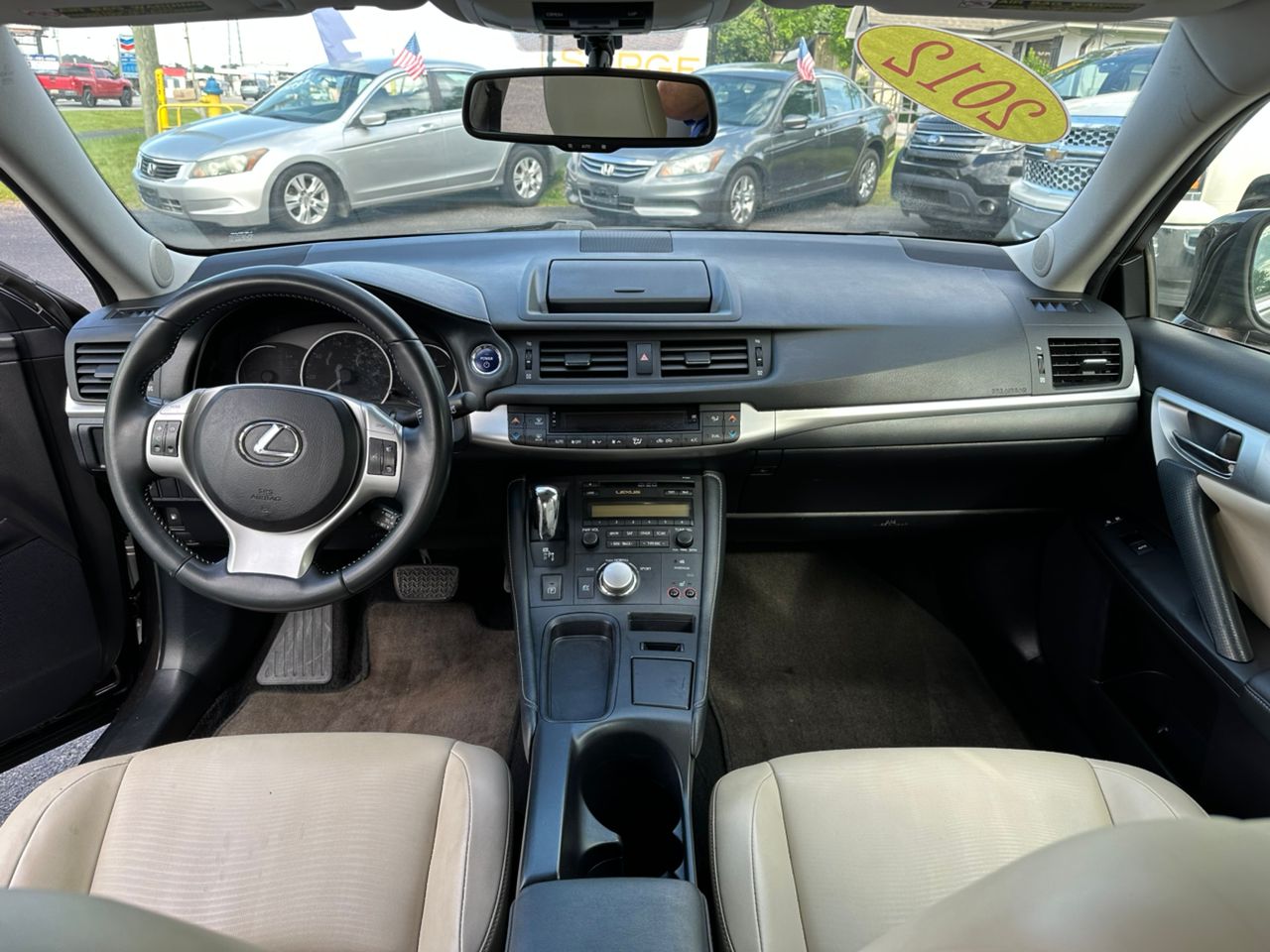 
								Lexus CT 200h Premium Hatchback 4D full									