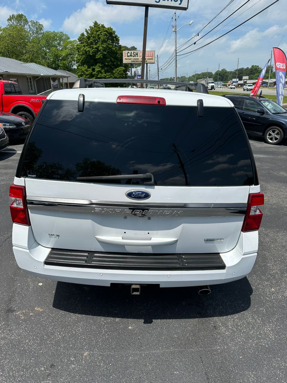 
								Ford Expedition White 2016 full									