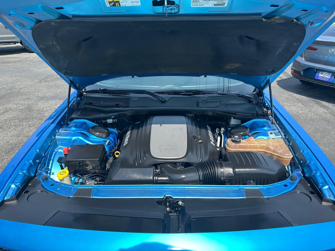 
								Dodge Challenger R/T Coupe 2D Blue full									