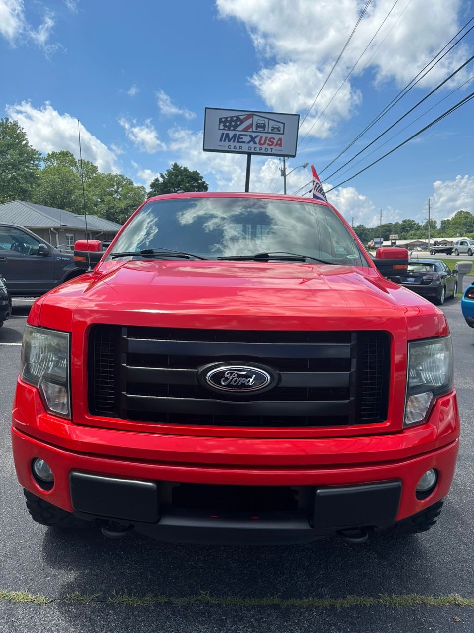 
								Ford F150 SuperCrew Cab FX4 Red 2013 full									