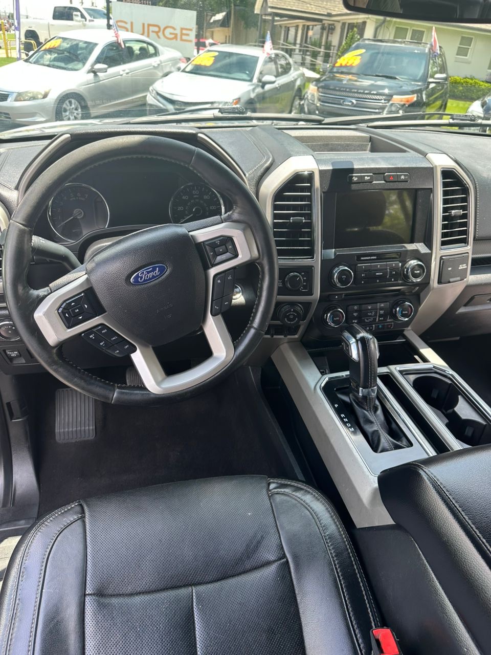 
								Ford F150 Lariat Gray 2018 full									