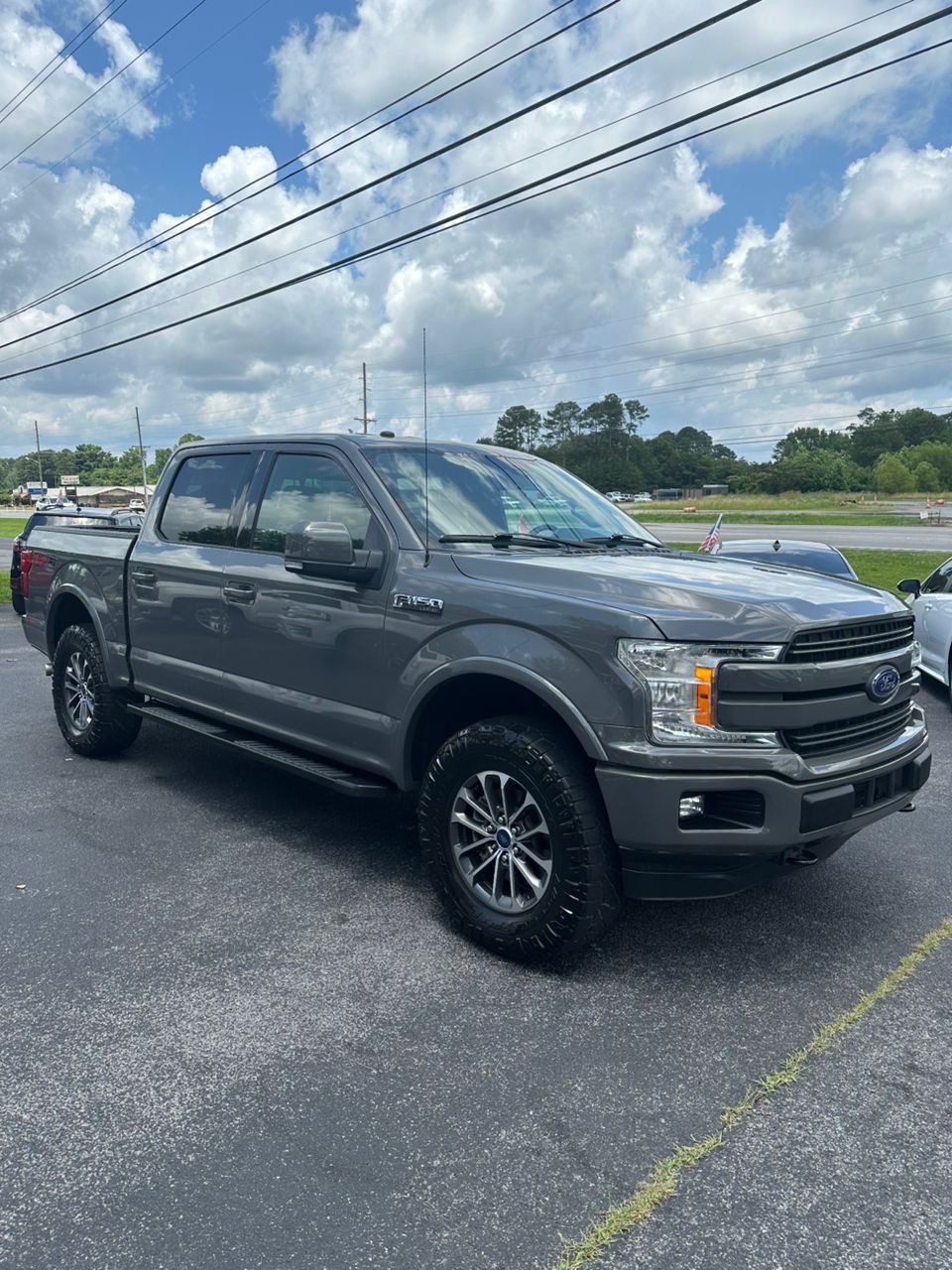
								Ford F150 Lariat Gray 2018 full									