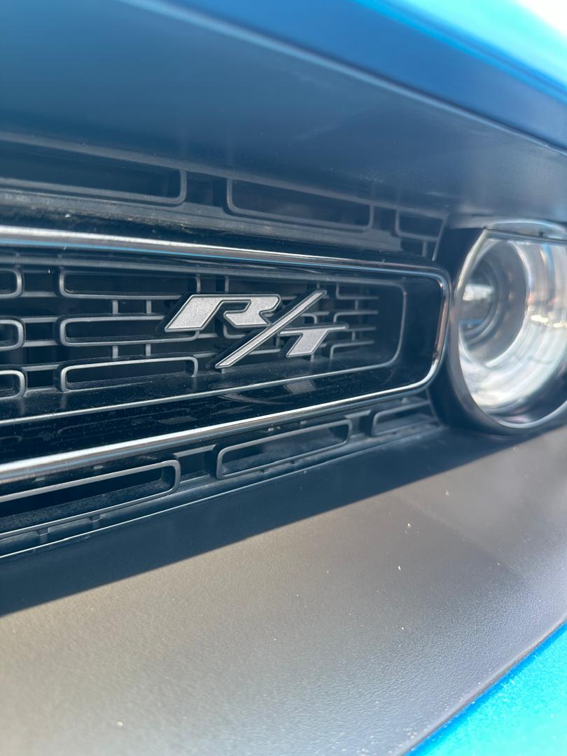 
								Dodge Challenger R/T Coupe 2D Blue full									