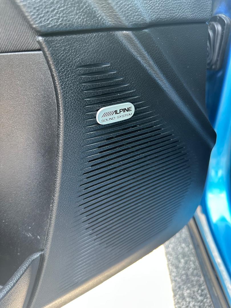 
								Dodge Challenger R/T Coupe 2D Blue full									