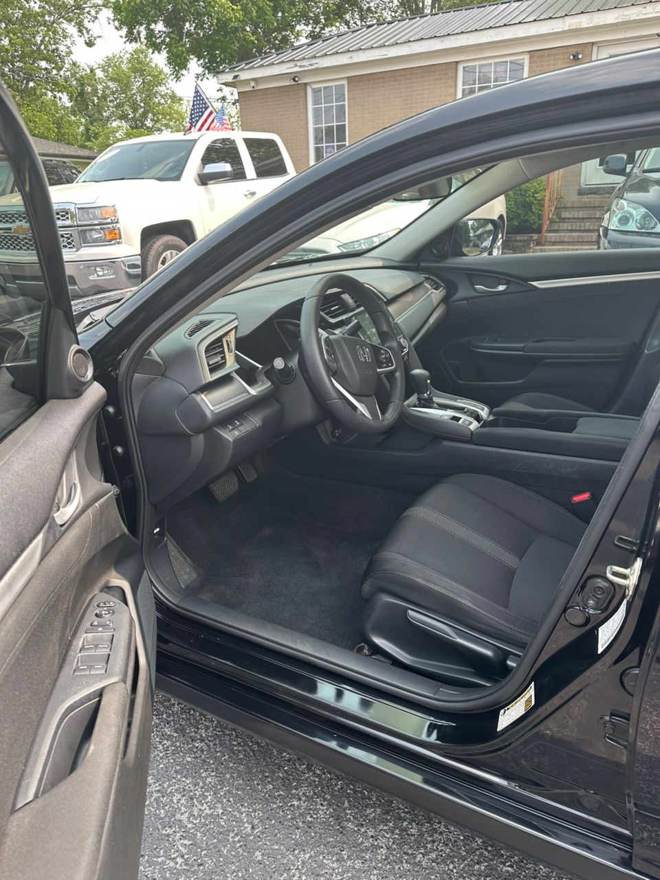 
								Honda Civic Black 2016 full									