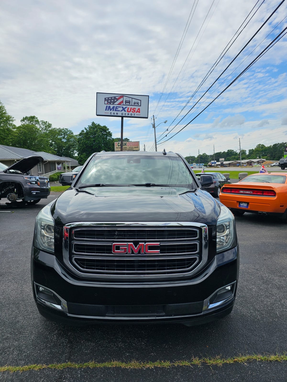 
								GMC YUKON SLT BLACK 2018 full									