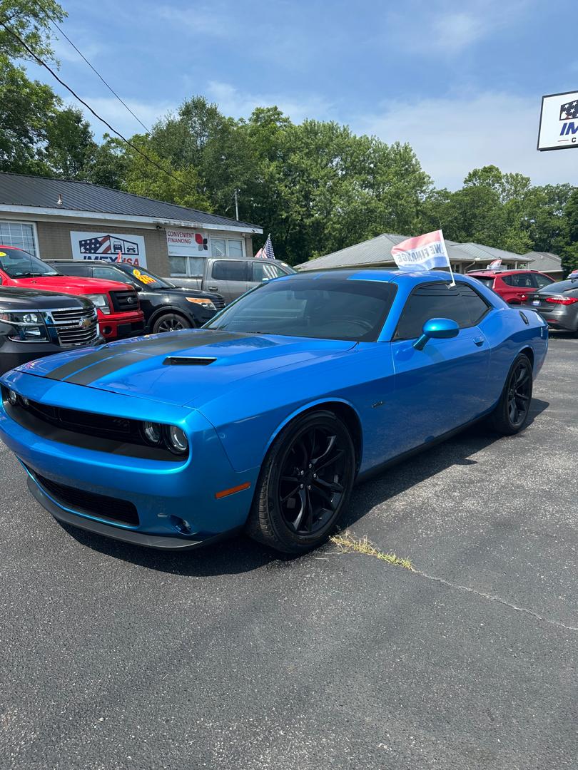 
								Dodge Challenger R/T Coupe 2D Blue full									
