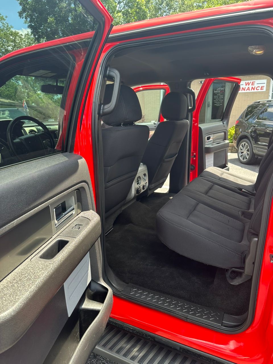 
								Ford F150 SuperCrew Cab FX4 Red 2013 full									