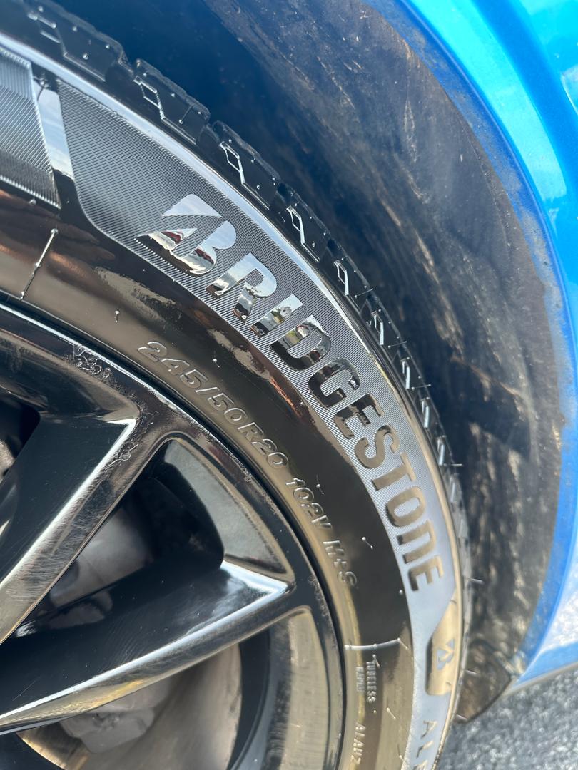 
								Dodge Challenger R/T Coupe 2D Blue full									