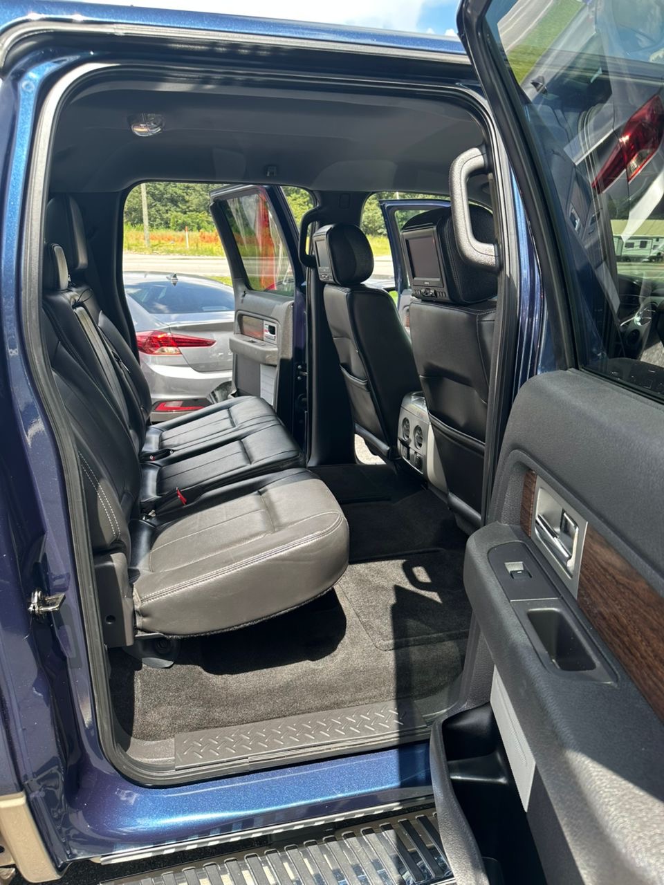 
								Ford F150 Lariat 2013 Blue full									