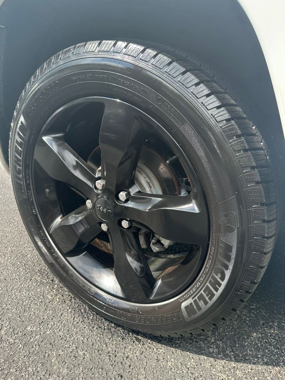 
								Jeep Grand Cherokee High Altitude White full									