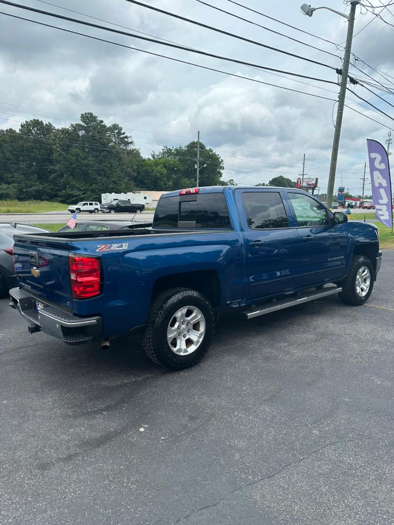 
								Chevrolet Silverado 1500 LT 2015 Blue full									