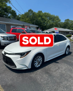 Toyota Corolla XLE White 2022