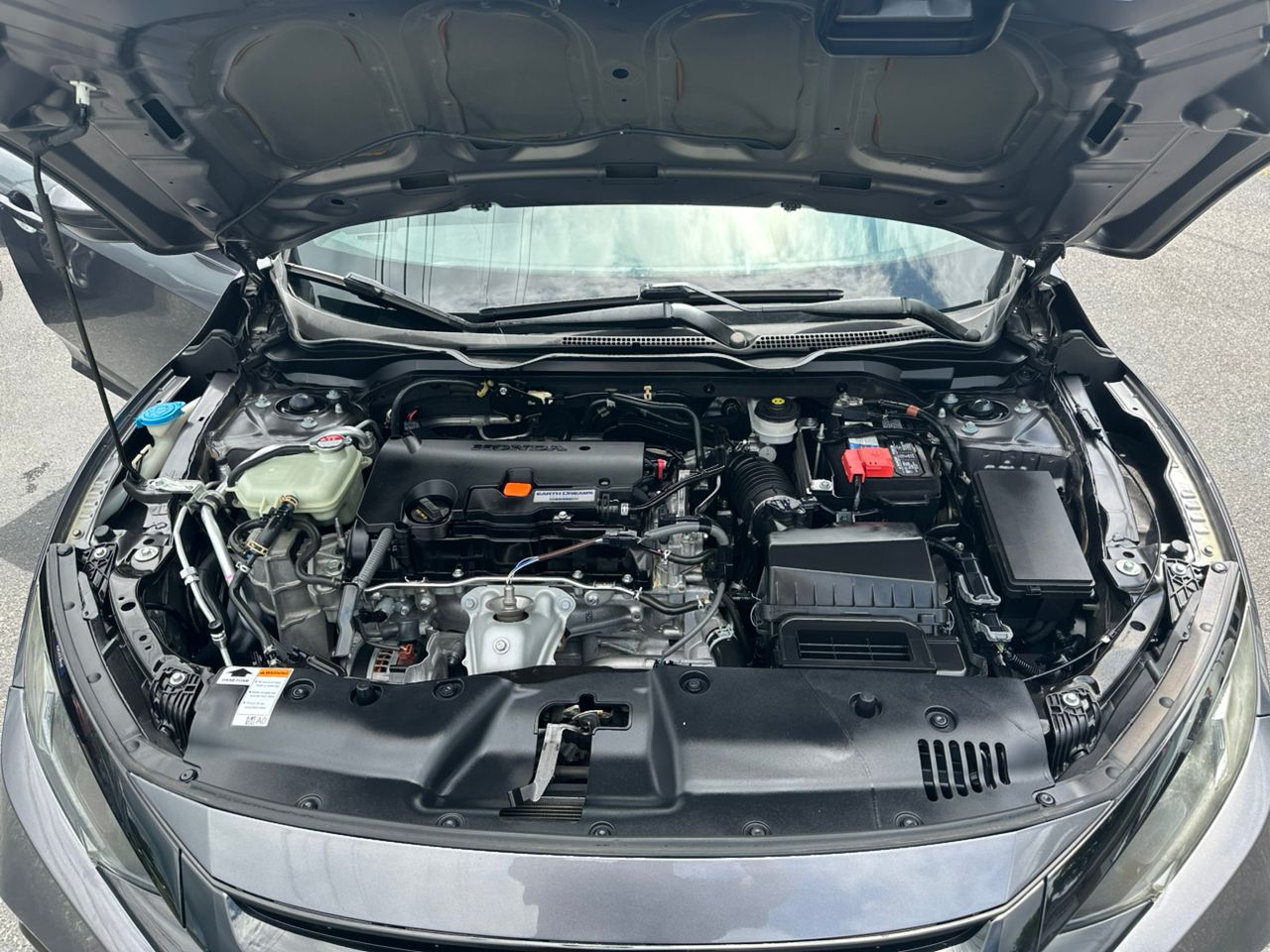 
								Honda Civic Sedan Sport Gray 2019 full									