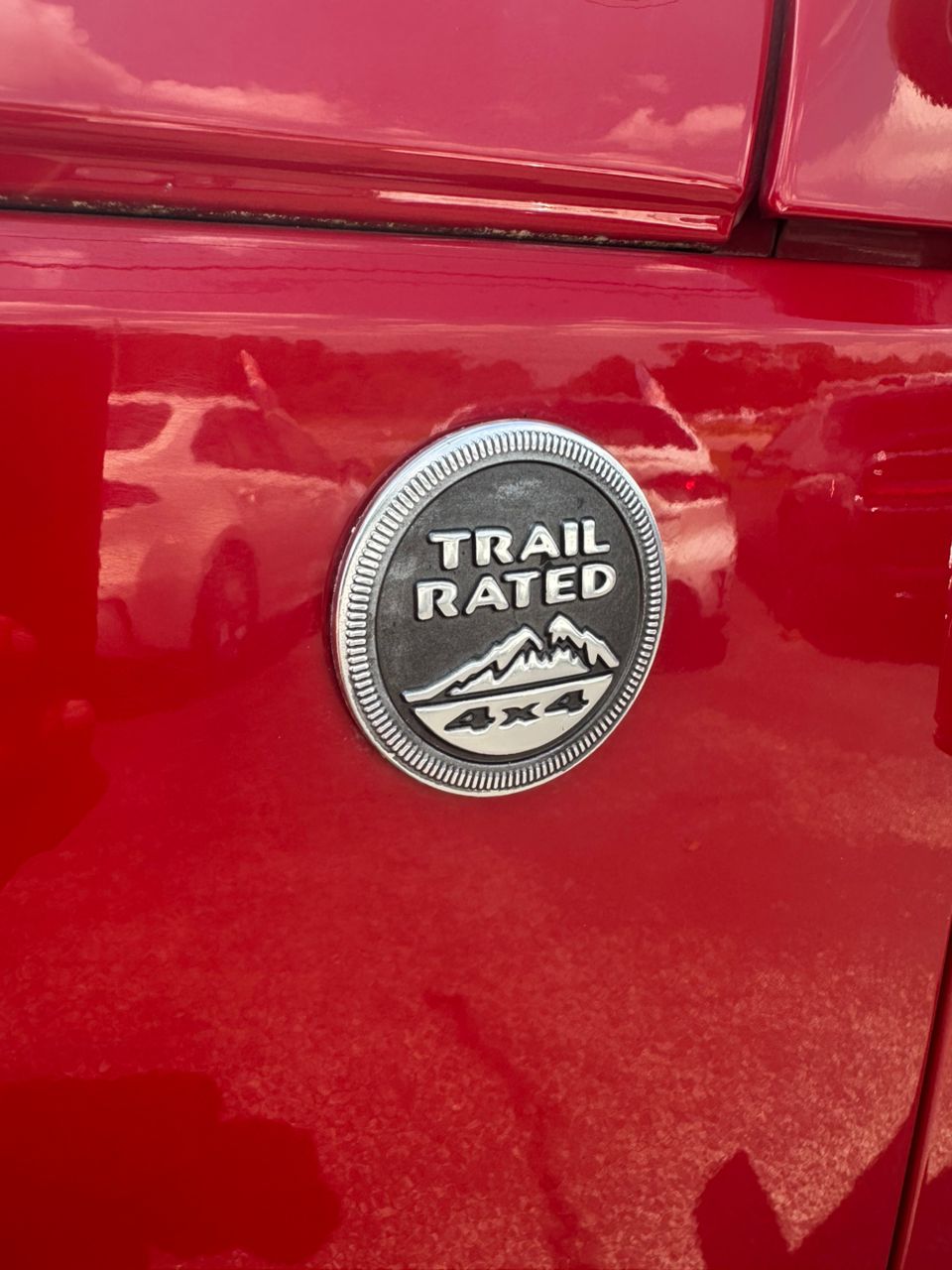 
								Jeep Wrangler Unlimited Sahara Red 2014 full									