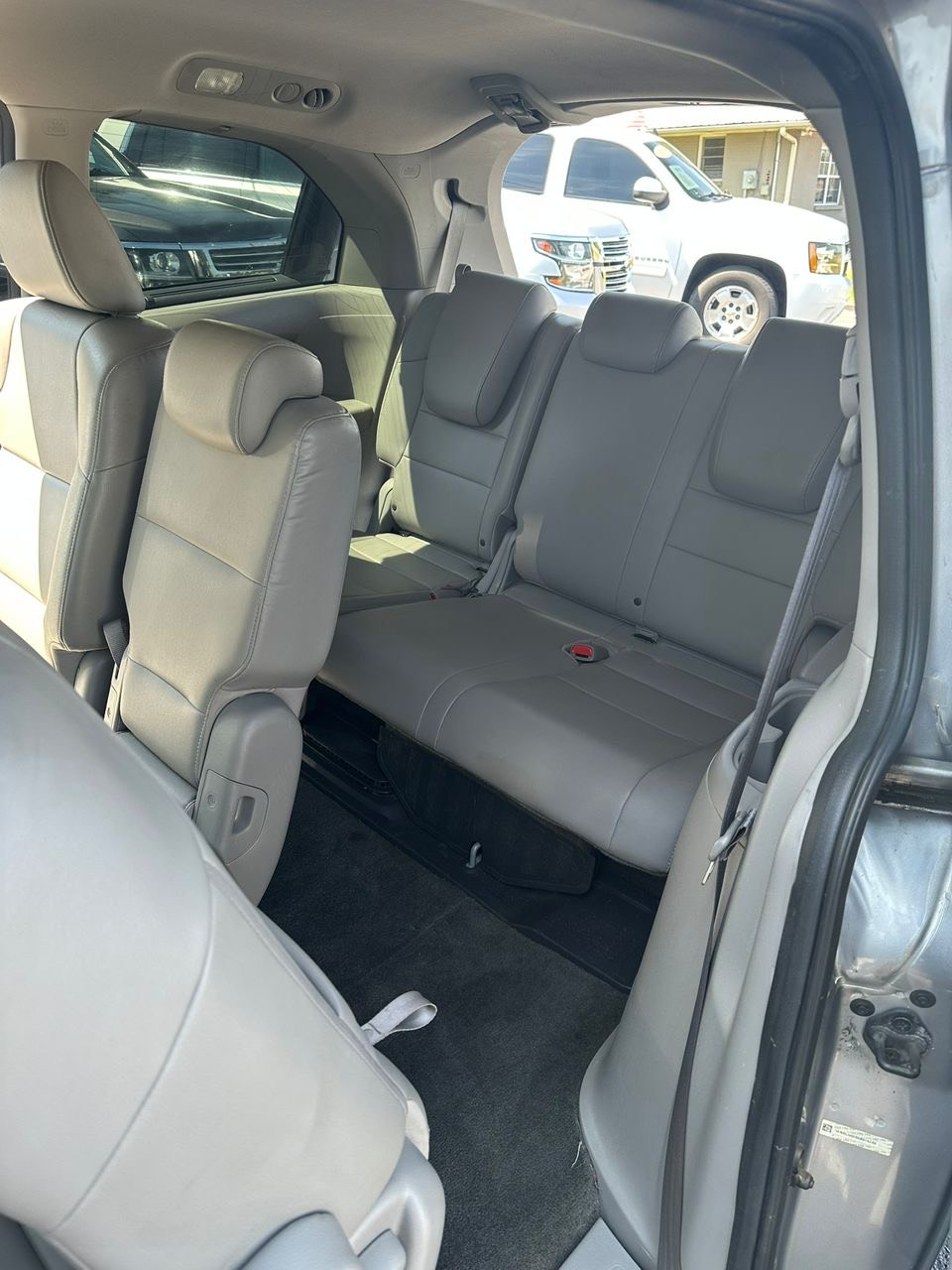 
								Honda Odyssey EX-L 2016 Silver full									