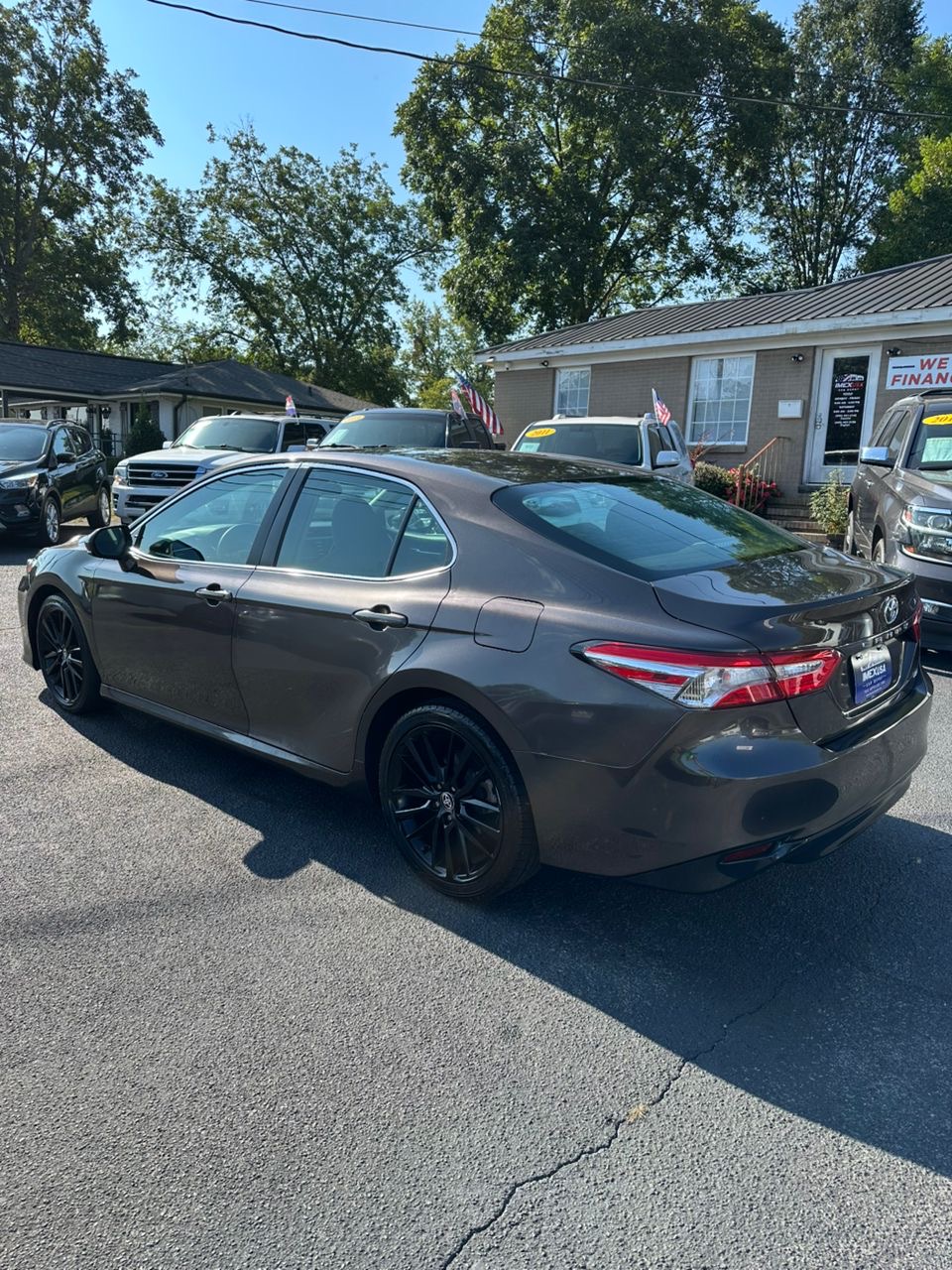 
								Toyota Camry LE Sedan 4D 2018 full									