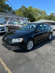 Volkswagen Jetta 2.5L SE Sedan 4D 2012