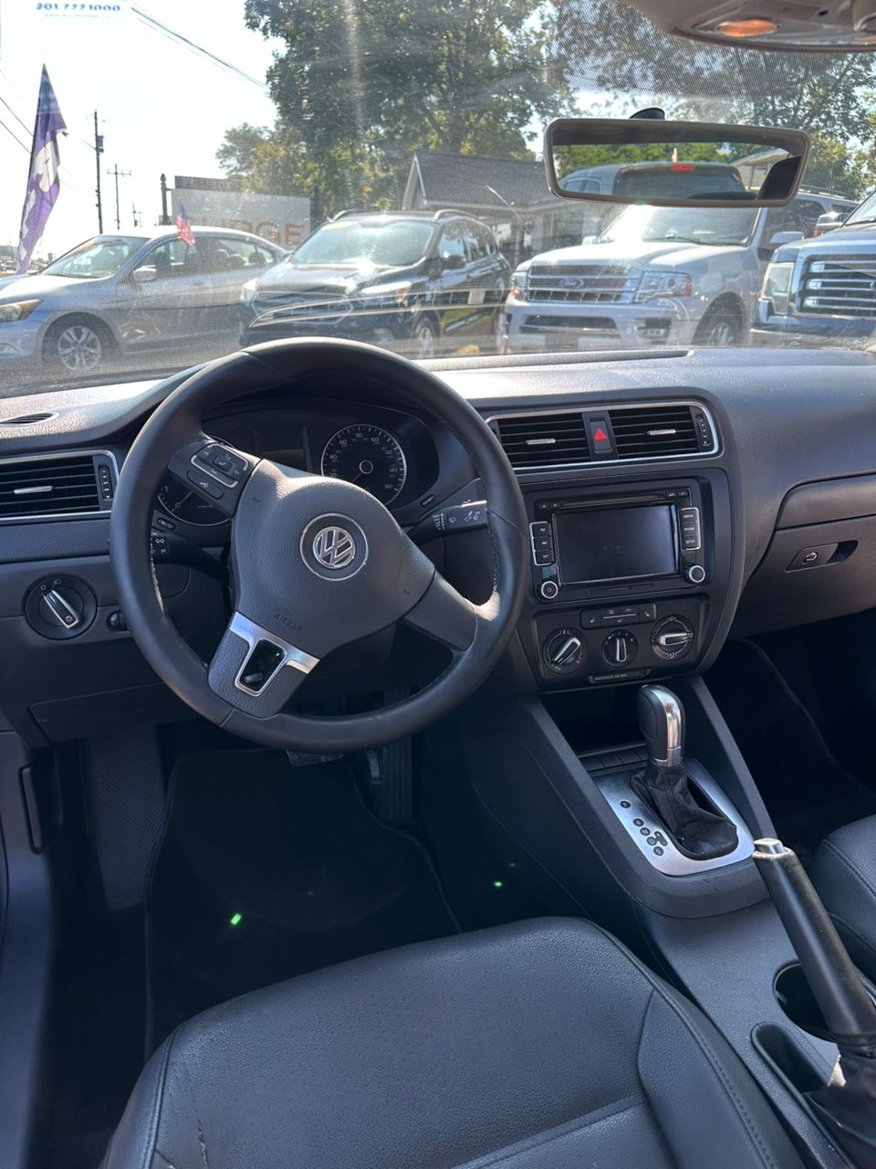 
								Volkswagen Jetta 2.5L SE Sedan 4D 2012 full									