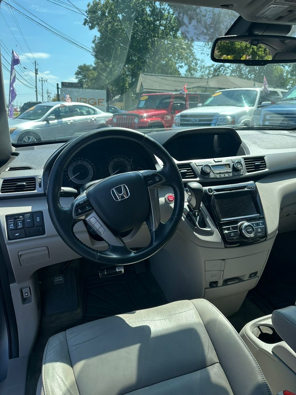 
								Honda Odyssey EX-L 2016 Silver full									