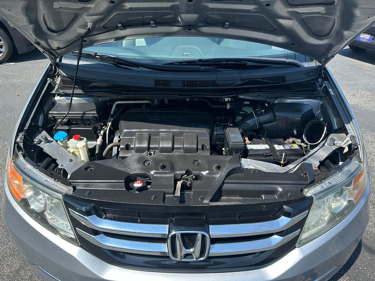 
								Honda Odyssey EX-L 2016 Silver full									