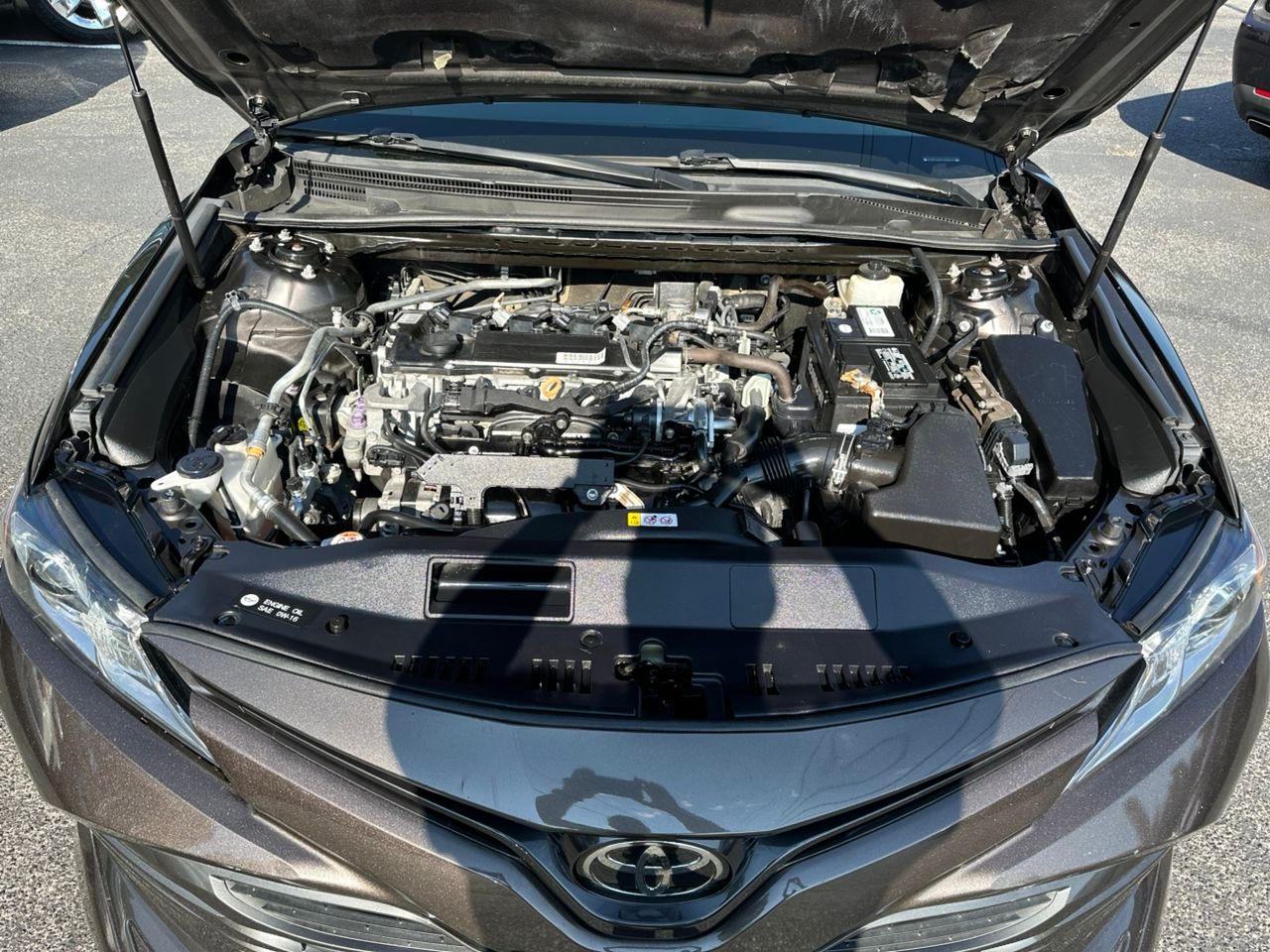 
								Toyota Camry LE Sedan 4D 2018 full									