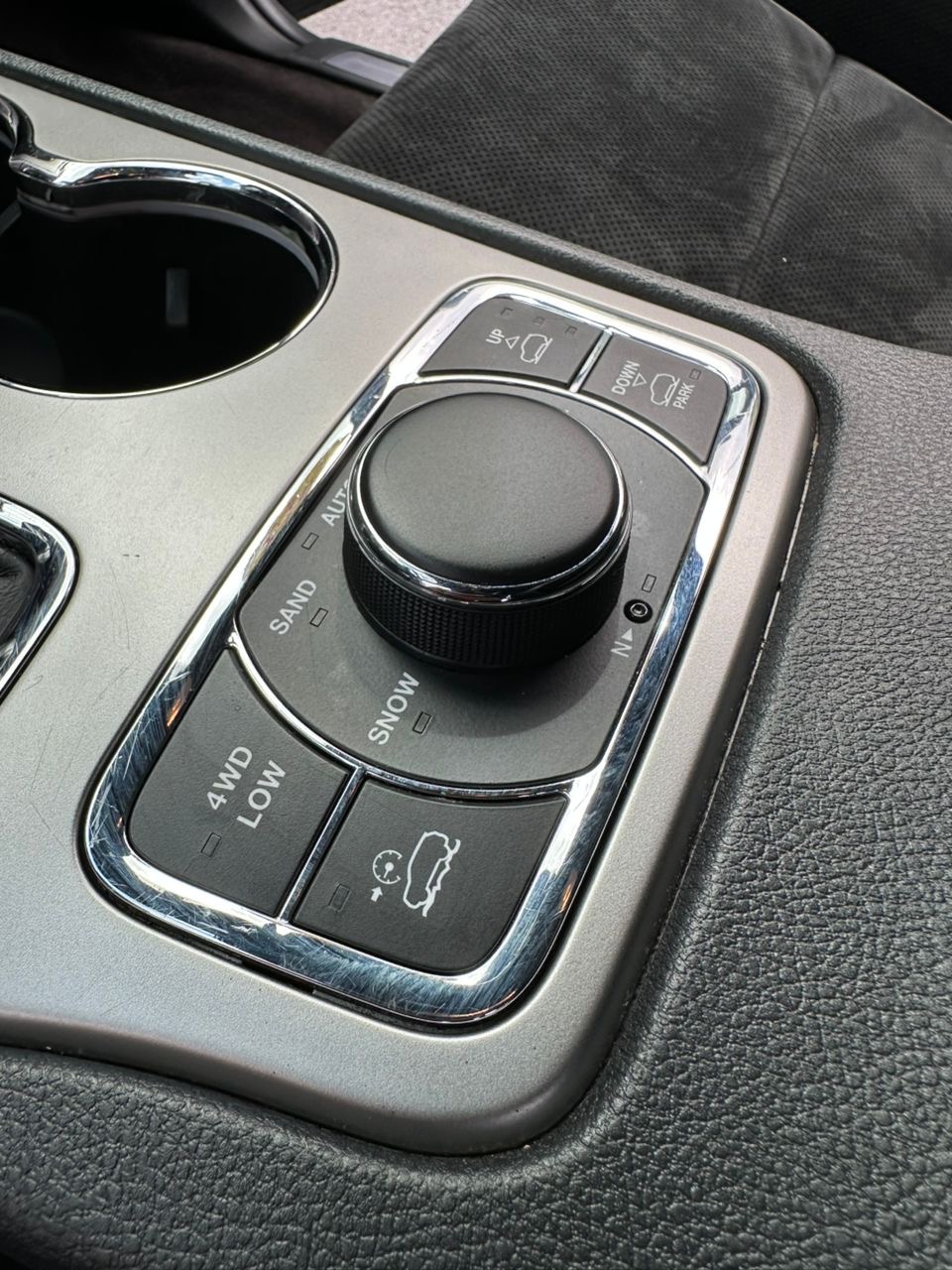 
								Jeep Grand Cherokee Trailhawk 2018 Gray full									