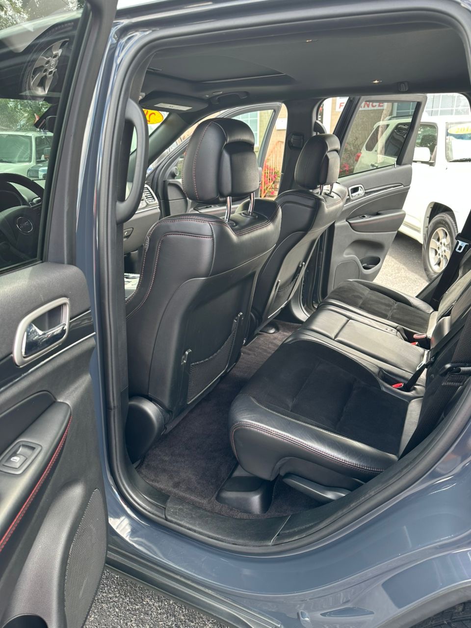 
								Jeep Grand Cherokee Trailhawk 2018 Gray full									
