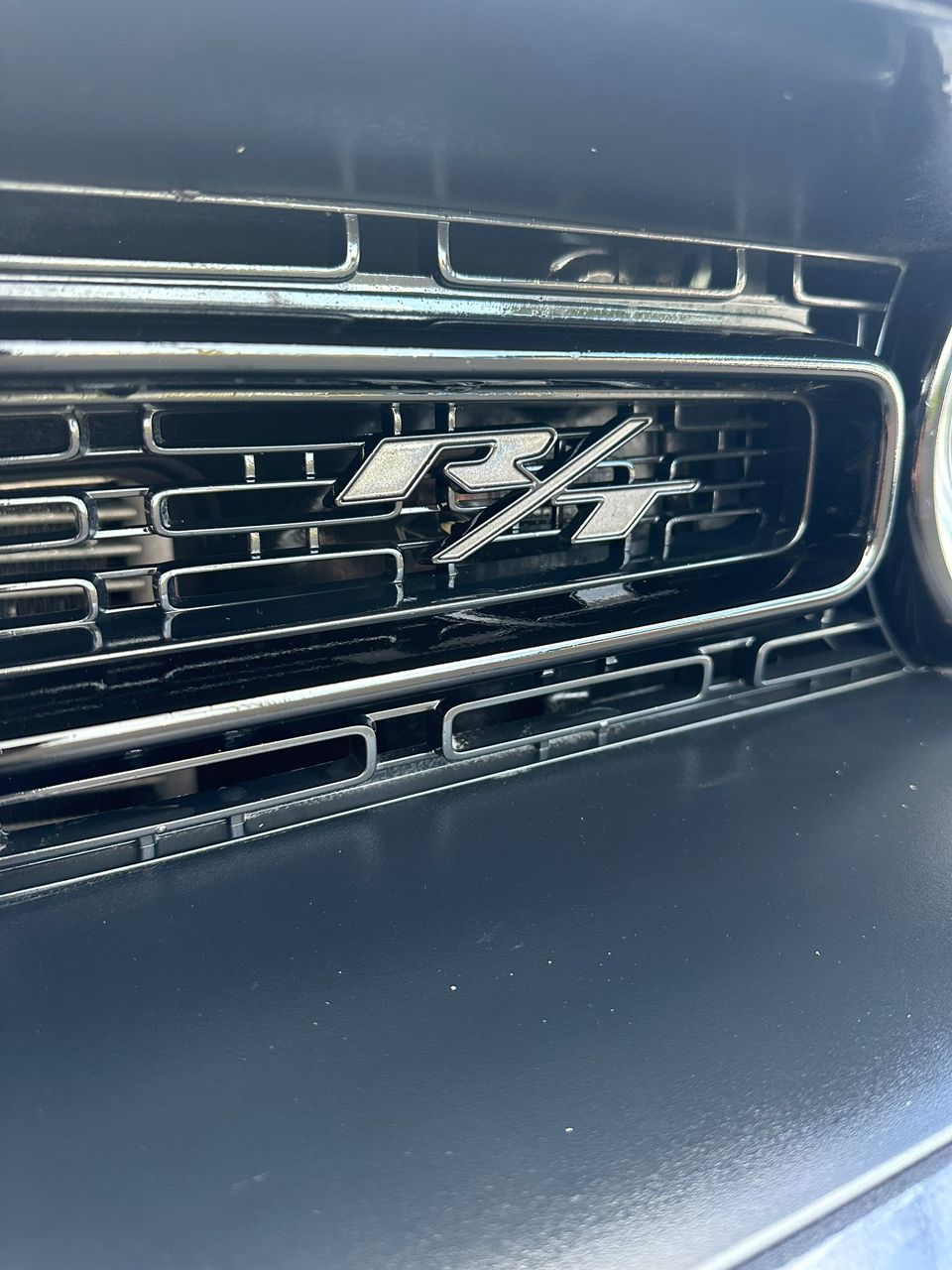 
								Dodge Challenger R/T Gray 2018 full									