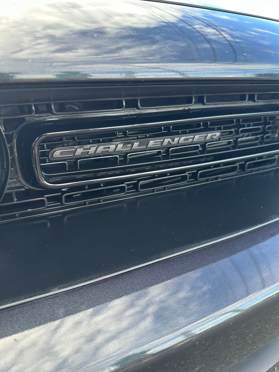 
								Dodge Challenger R/T Gray 2018 full									