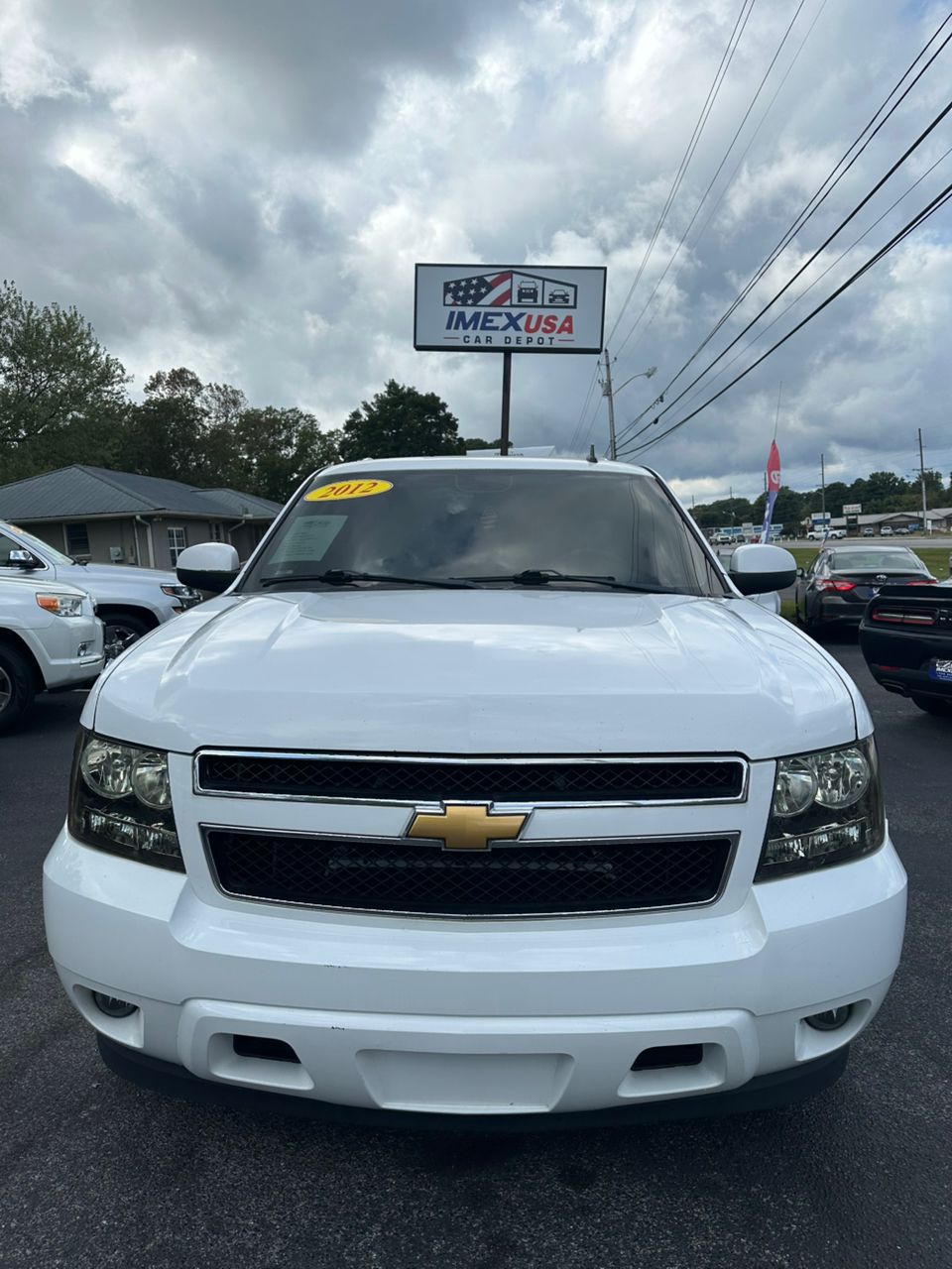 
								CHEVROLET SUBURBAN LT 1500 WHITE full									