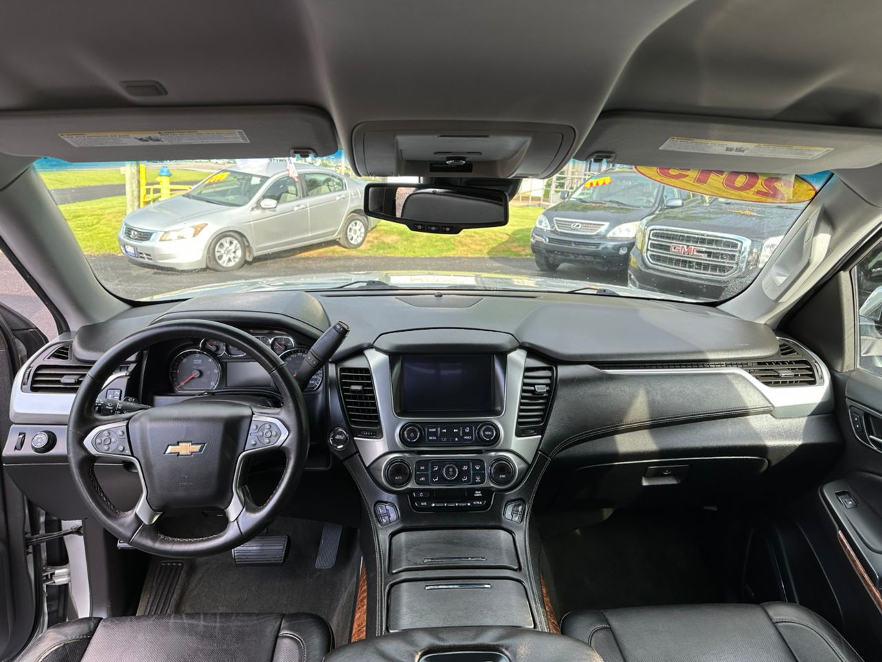 
								Chevrolet Tahoe LTZ Sport 2015 full									