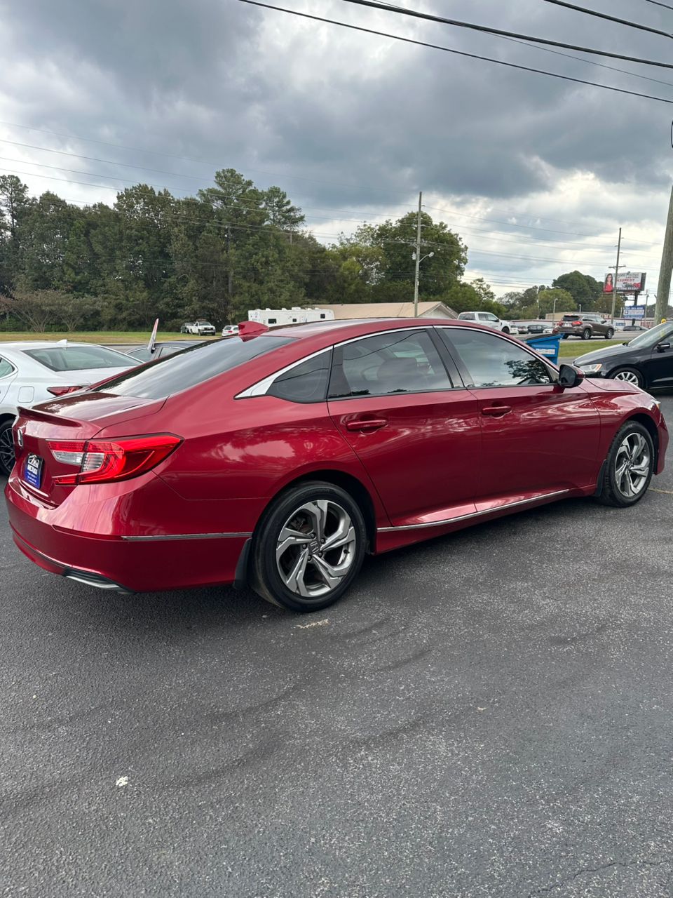 
								Honda Accord Sedan EX Red 2018 full									