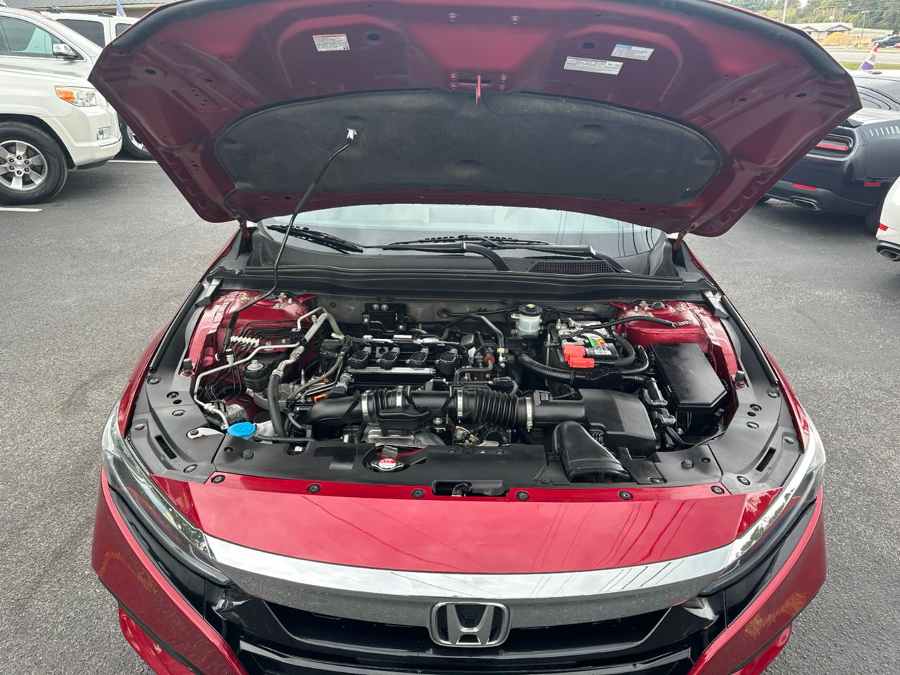 
								Honda Accord Sedan EX Red 2018 full									