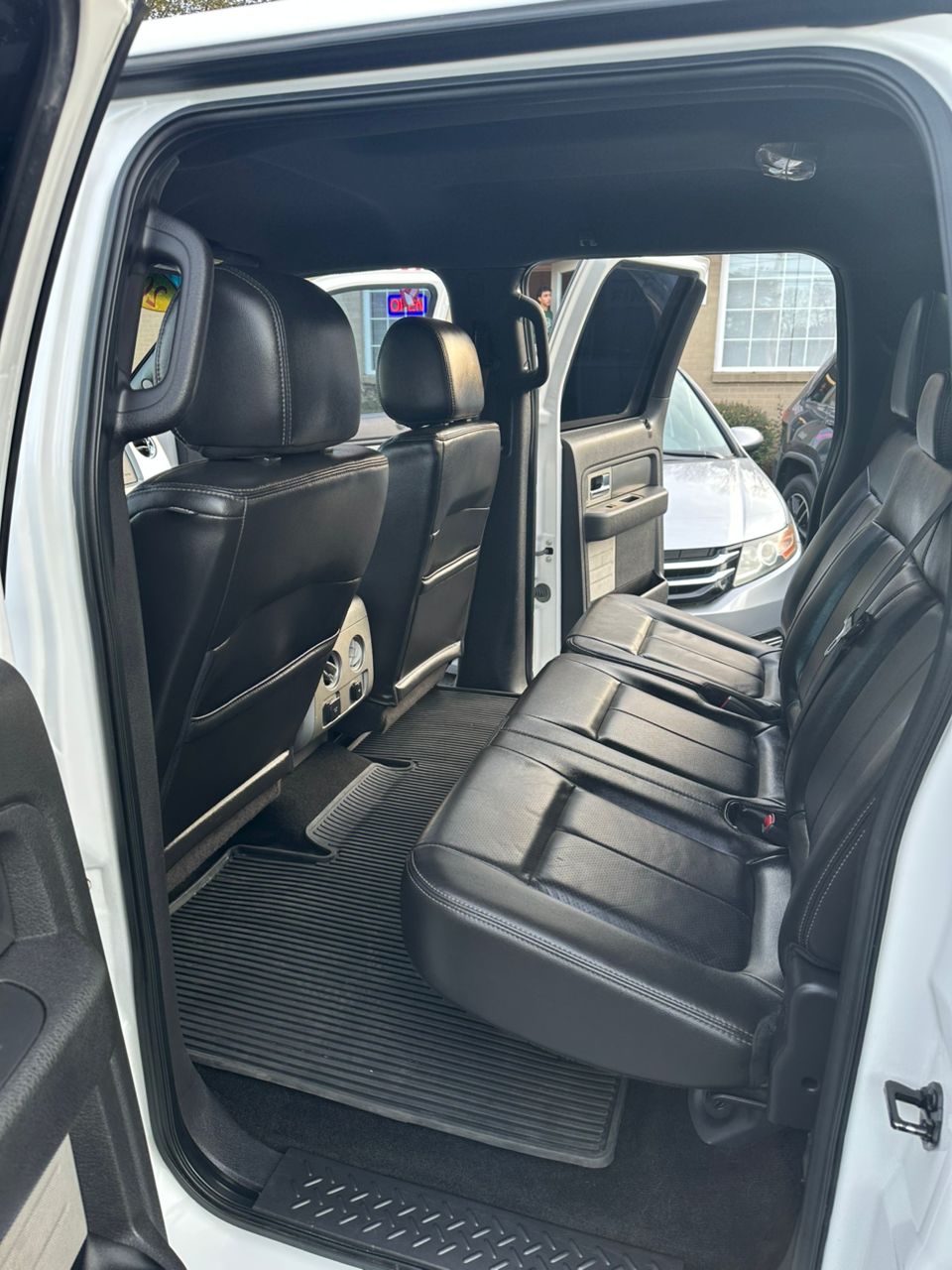 
								Ford F150 SuperCrew Cab FX4 2013 White full									