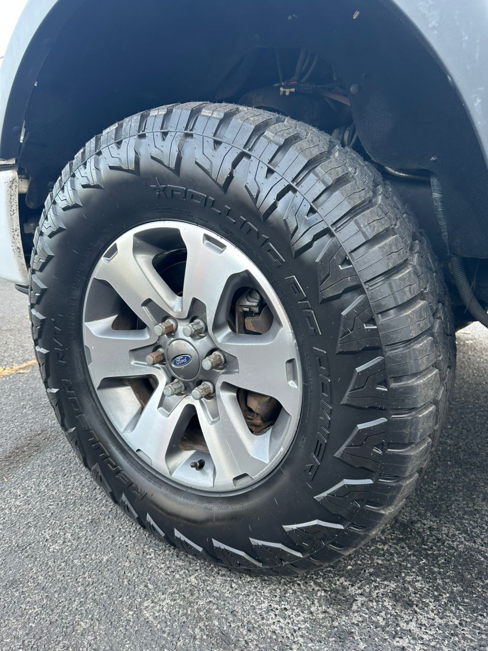 
								Ford F150 SuperCrew Cab FX4 2013 White full									