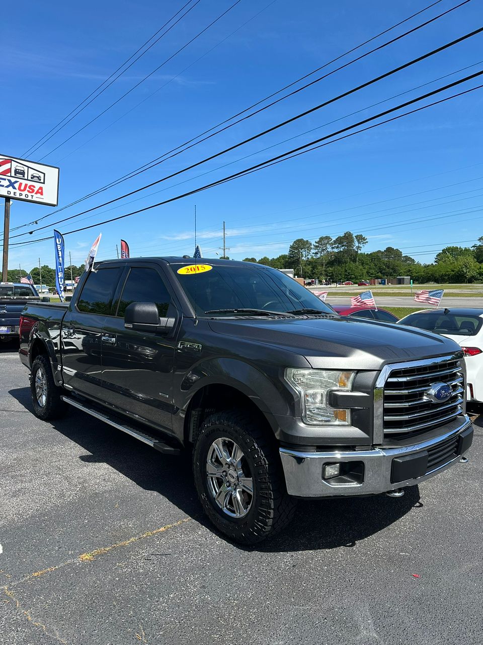 Ford F150 SuperCrew Cab XLT Pickup  Gray 2015