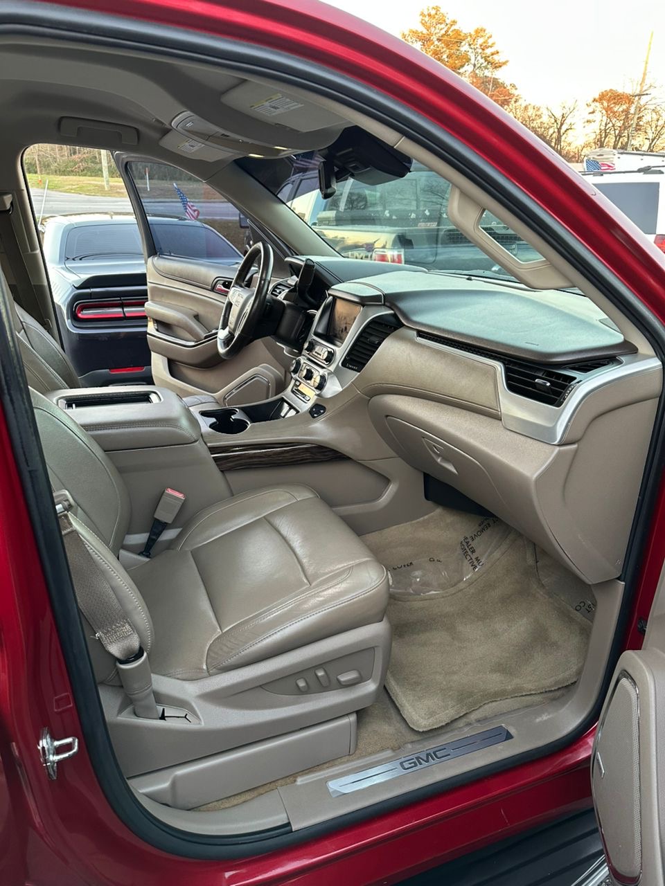 
								Gmc Yukon SLT Sport 2015 full									