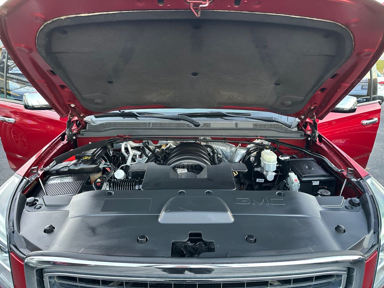 
								Gmc Yukon SLT Sport 2015 full									