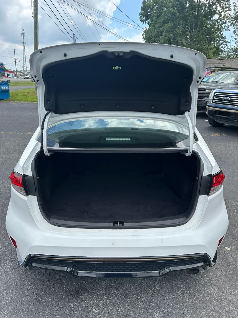 
								Toyota Corolla SE Apex Edition full									