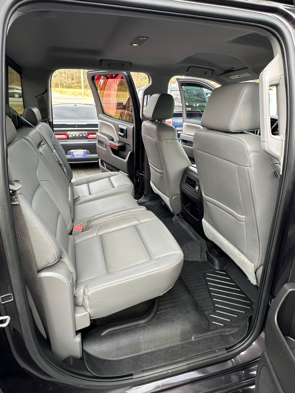 
								GMC Sierra 1500 SLT 2016 Gray full									