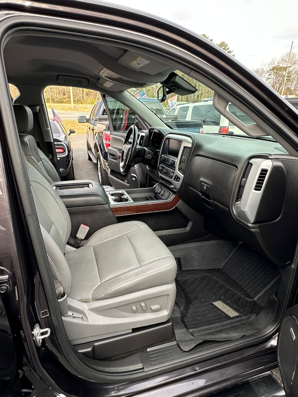 
								GMC Sierra 1500 SLT 2016 Gray full									