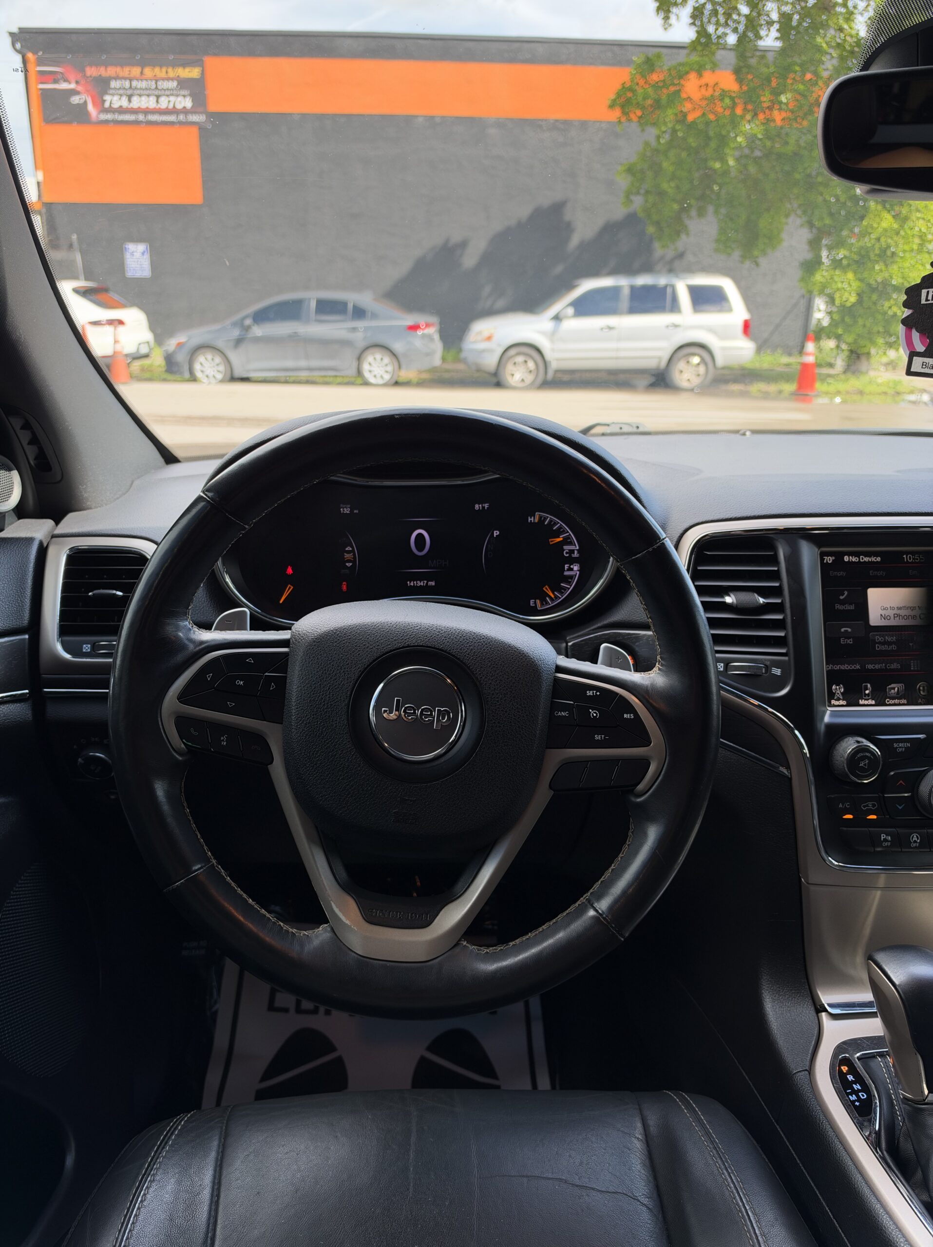 
								Jeep Grand Cherokee Limite 2017 Gray full									
