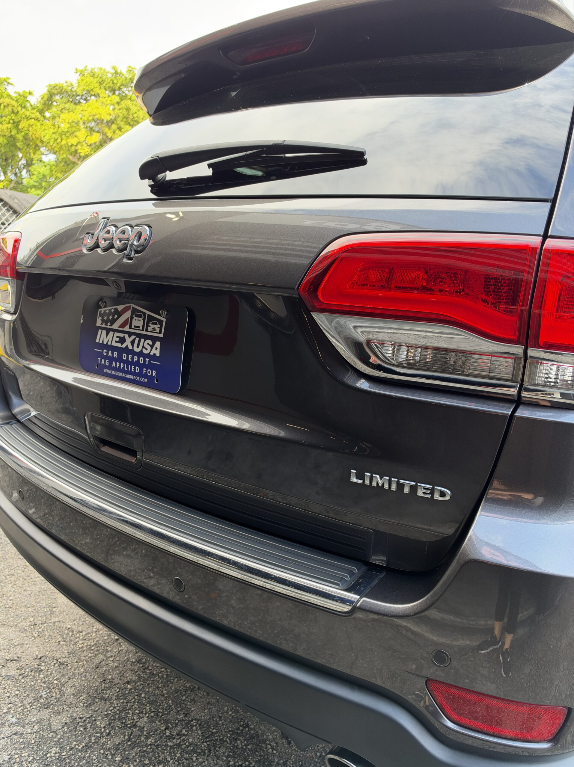 
								Jeep Grand Cherokee Limite 2017 Gray full									