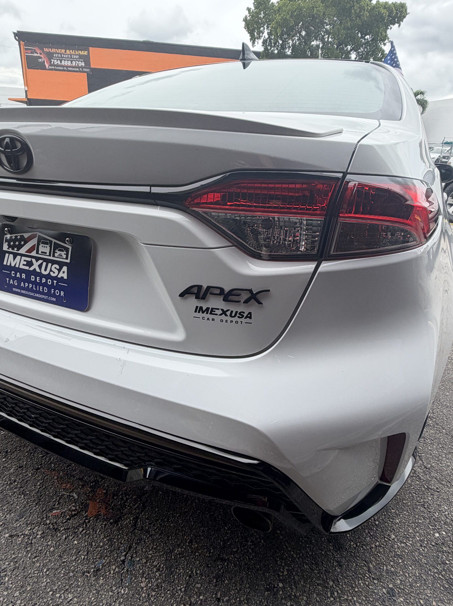 
								Toyota Corolla SE Apex Edition full									