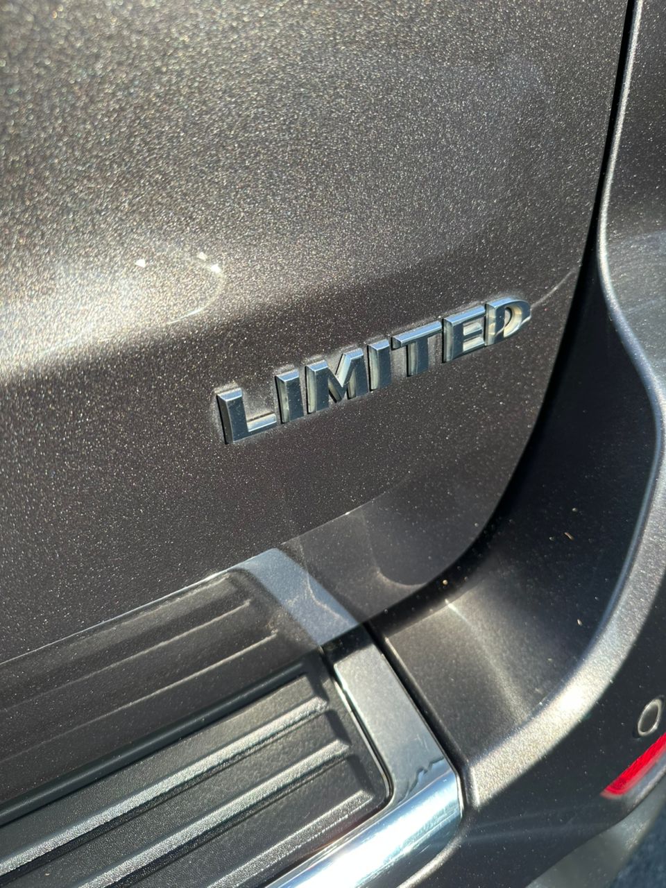 
								Jeep Grand Cherokee Limite 2017 Gray full									